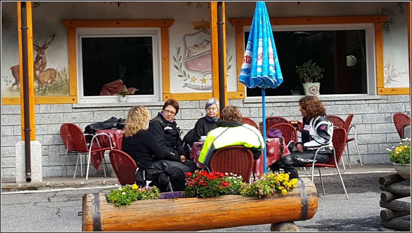Pause (12)